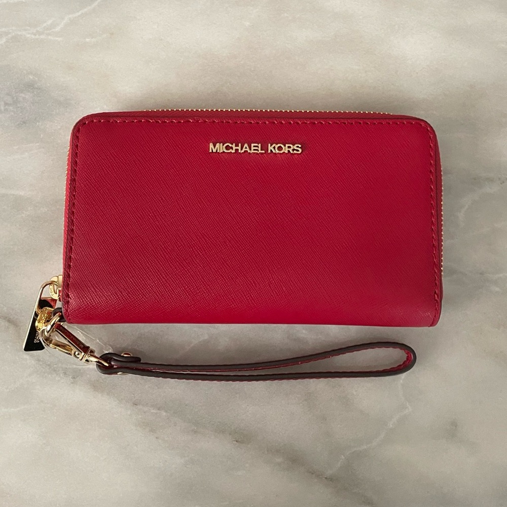 NWT Michael Kors Scarlet Wristlet Saffiano Large Zip Wallet - Picture 2 of 8